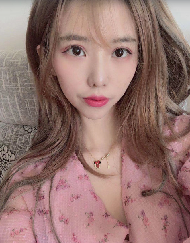 年轻漂亮小少妇